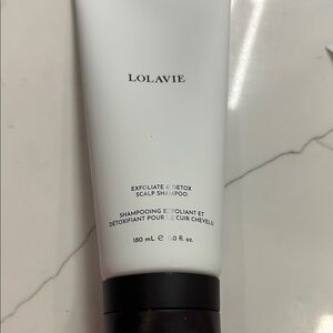 lolavie Exfoliate & Detox Scalp Shampoo